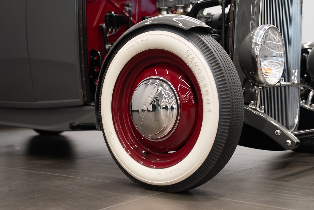 Ford Roadster 1932 Gris Montréal - photo #11