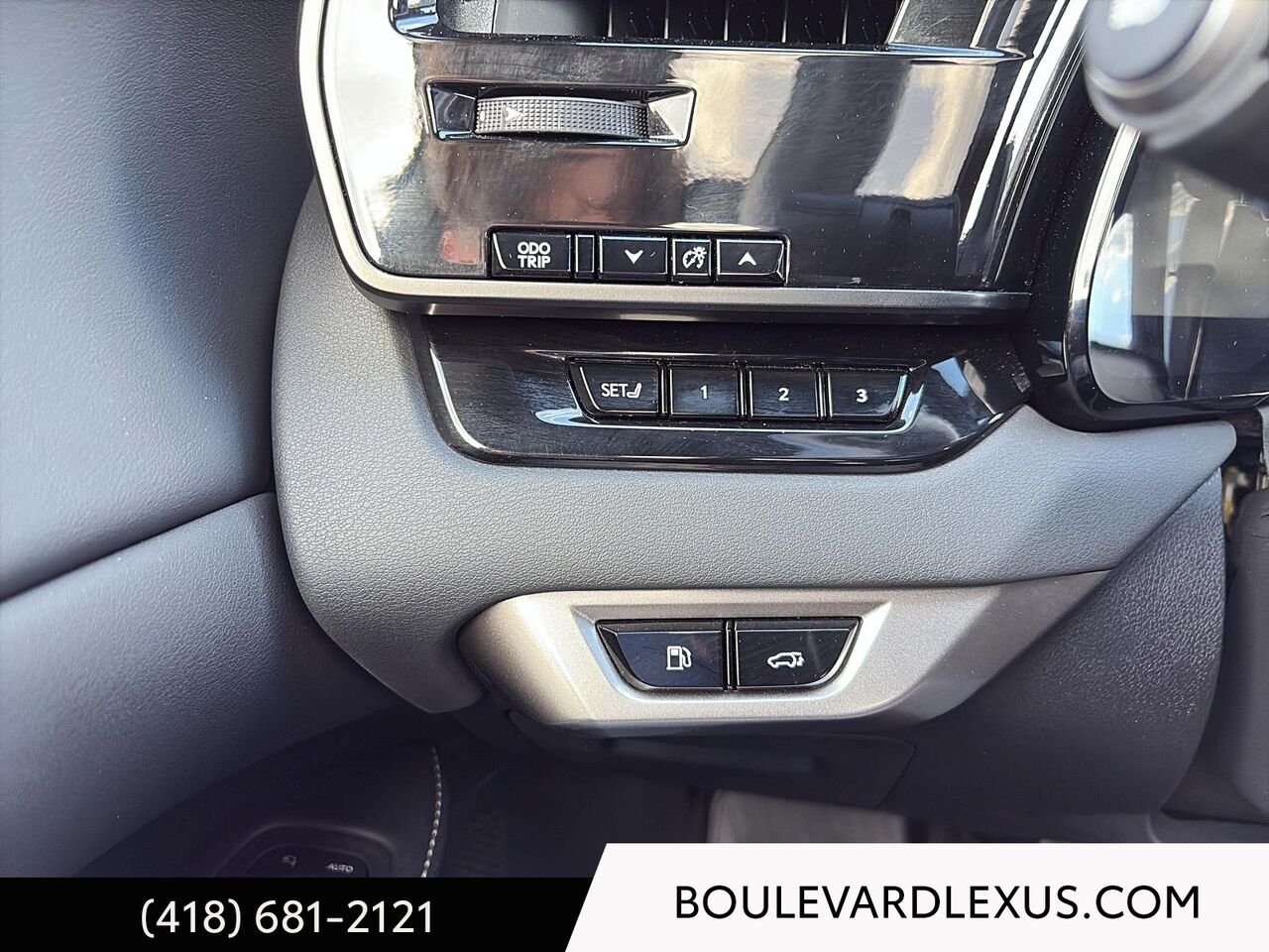 Lexus RX 601132 2024 Rouge Québec - photo #12