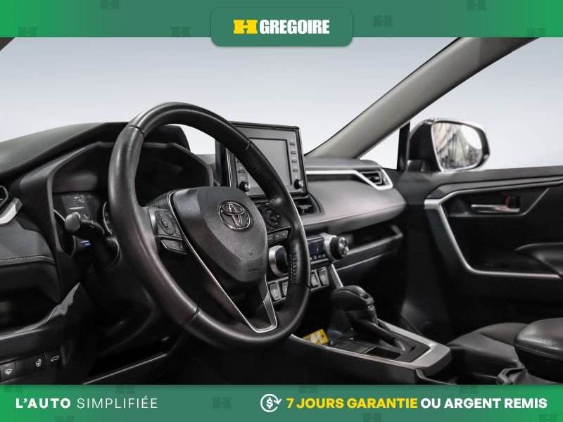 2021 Toyota Rav 4 Grey Blainville - photo #8