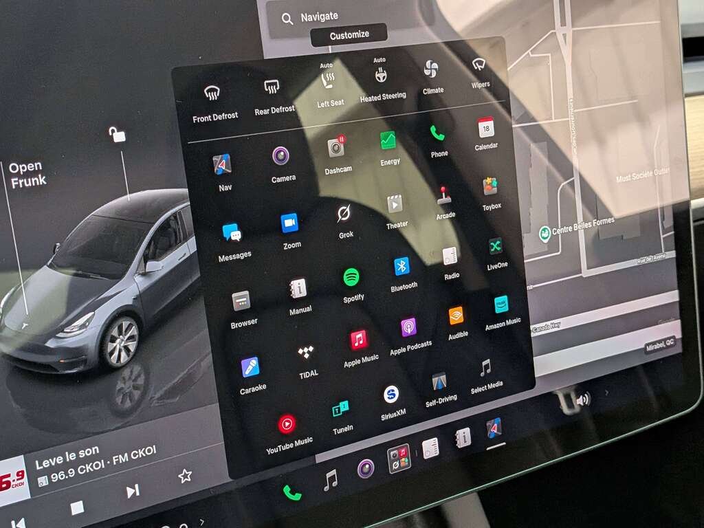Tesla Model Y RWD 2023 Gris Val-David - photo #22