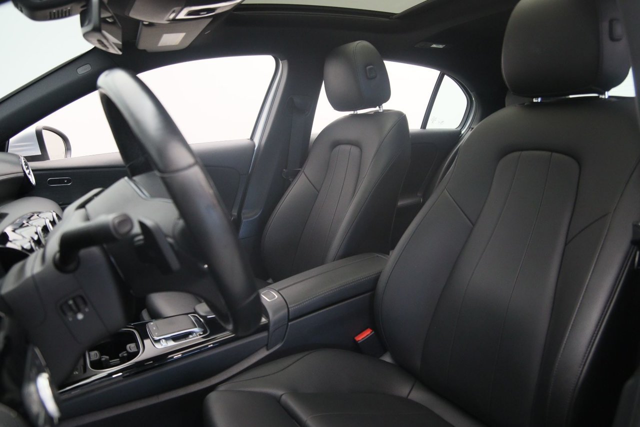 Mercedes-Benz A-Class NIV WDD3F4HB4KJ067955 2019 Gris Chicoutimi - photo #5