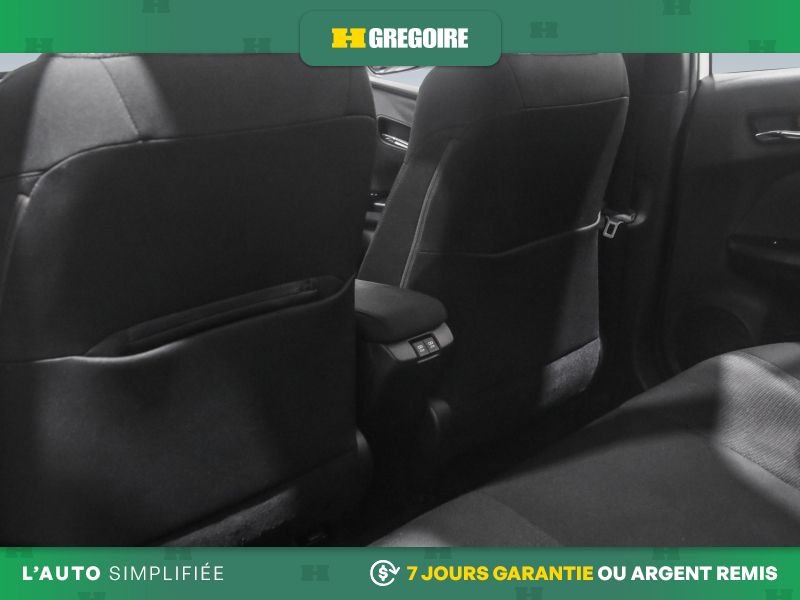 Toyota Prius 2020 Blanc Blainville - photo #22