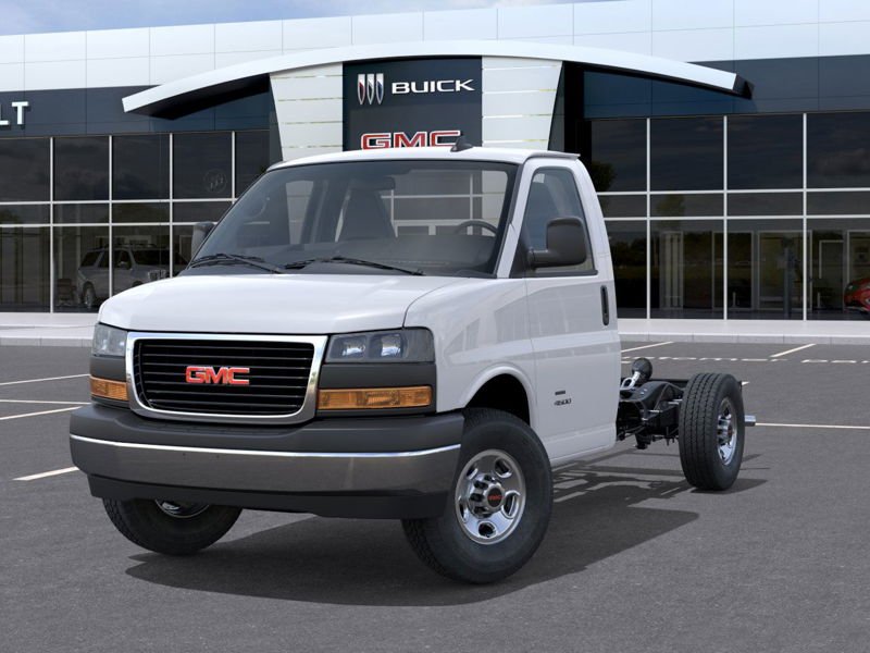 GMC FOURGONNETTE COMMERCIALE TRONQUÉE SAVANA 3500 fourgonnette 139 po 2026 Blanc Sherbrooke - photo #5