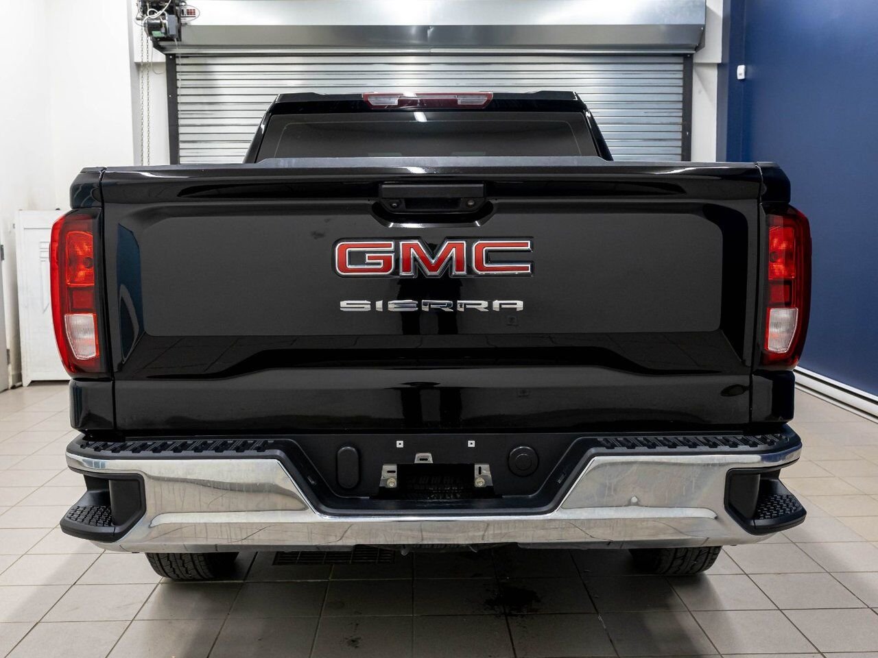 GMC Sierra 1500 PRO CREW 4X4 *CARPLAY* GR. SECURITE *WIFI* USB 2024 Noir Saint-Jérôme - photo #5