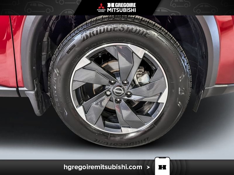 2024 Nissan Rogue Red Laval - photo #11