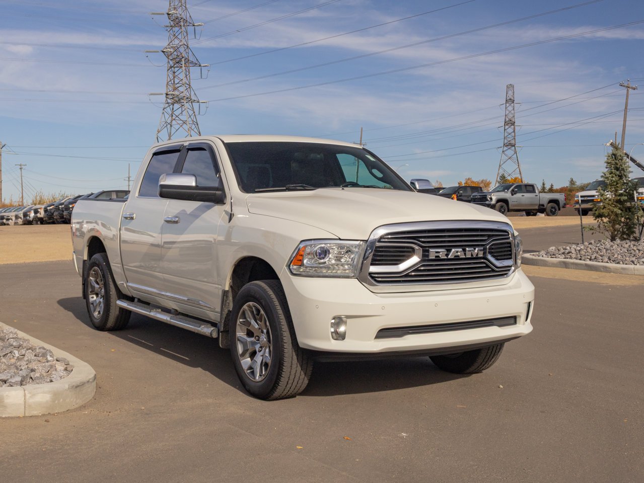 2018 Ram 1500 Limited 4x4 Crew Cab 5'7 Box *Ltd Avail* White Sherwood Park - photo #13