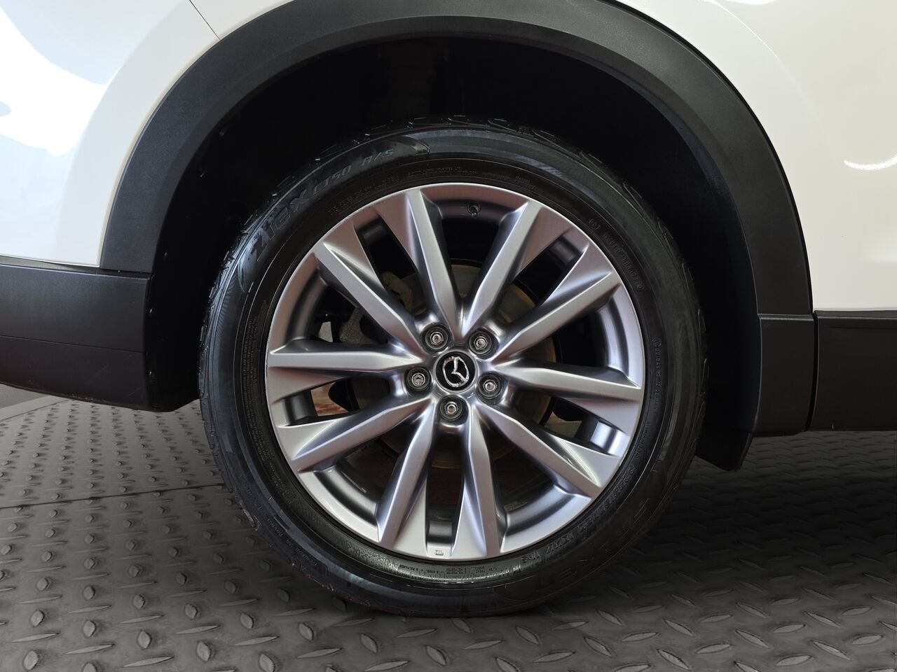 2023 Mazda CX-9 GS-L TI, 7 passagers, Apple carplay, Toit ouvrant, volant chauffant White Val-David - photo #27