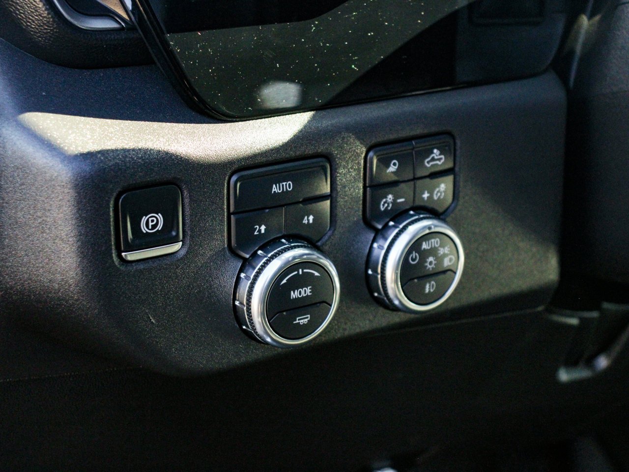 2024 GMC Sierra 1500 4WD Crew Cab 147 Elevation Black Sherwood Park - photo #17