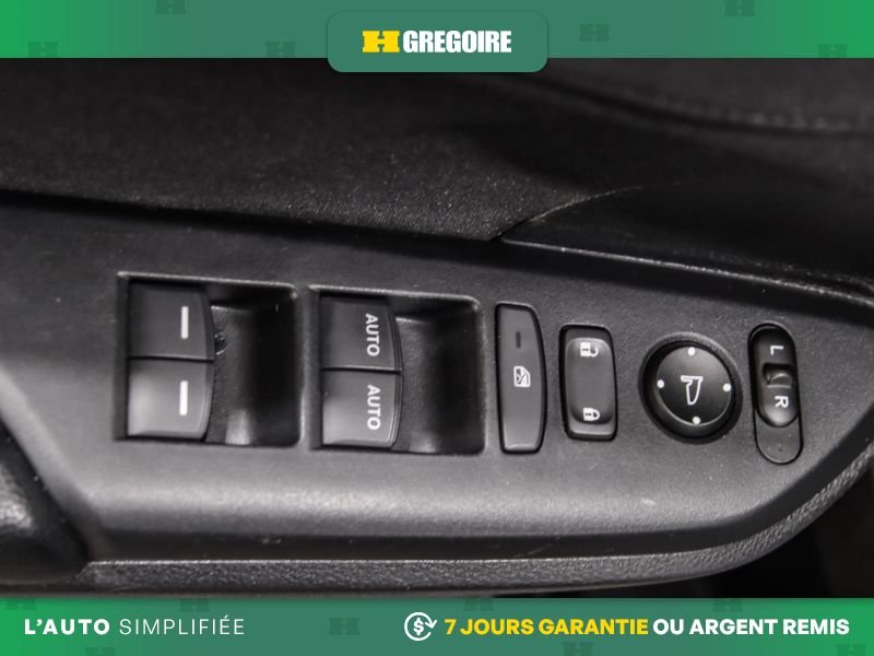 2019 Honda Civic Grey Blainville - photo #13
