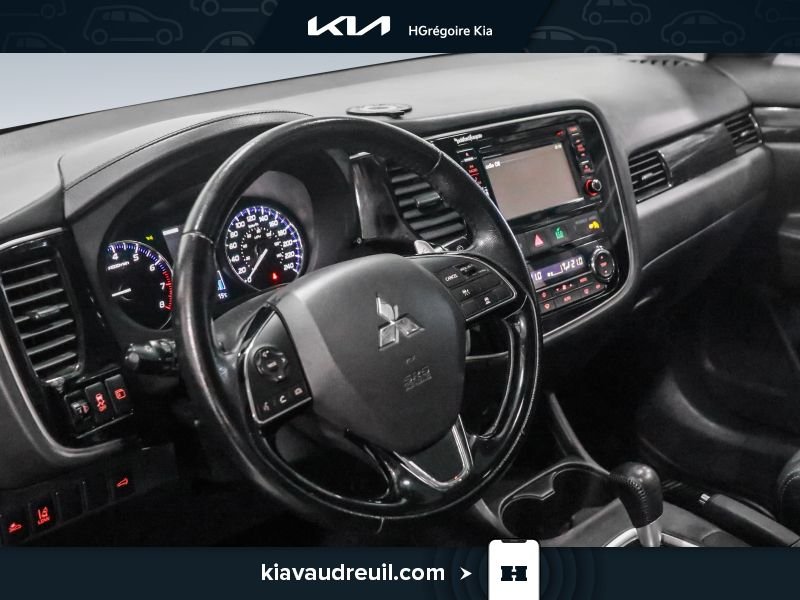 2016 Mitsubishi Outlander Black Laval - photo #9
