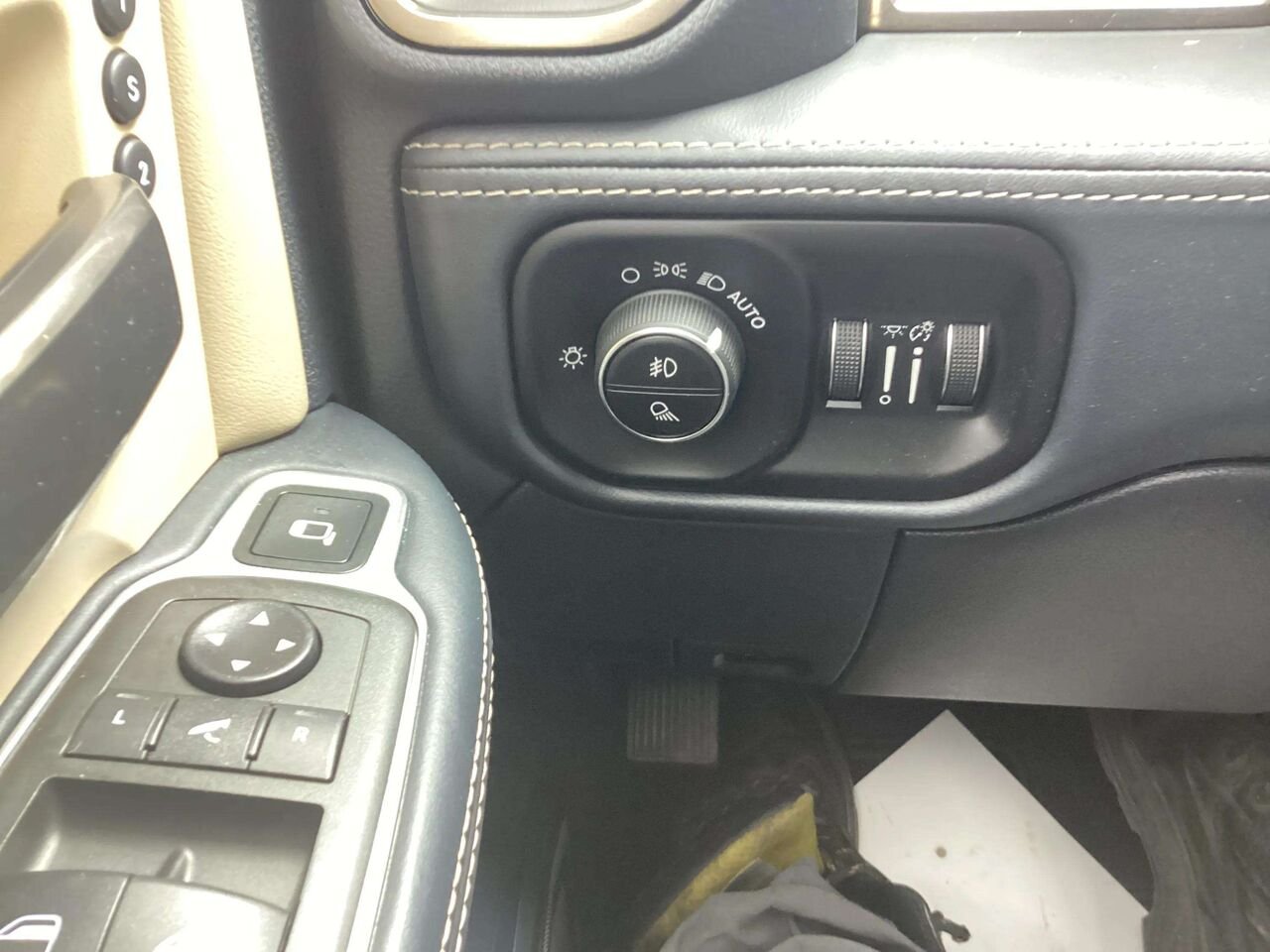 2021 Ram 3500 White Gatineau - photo #25