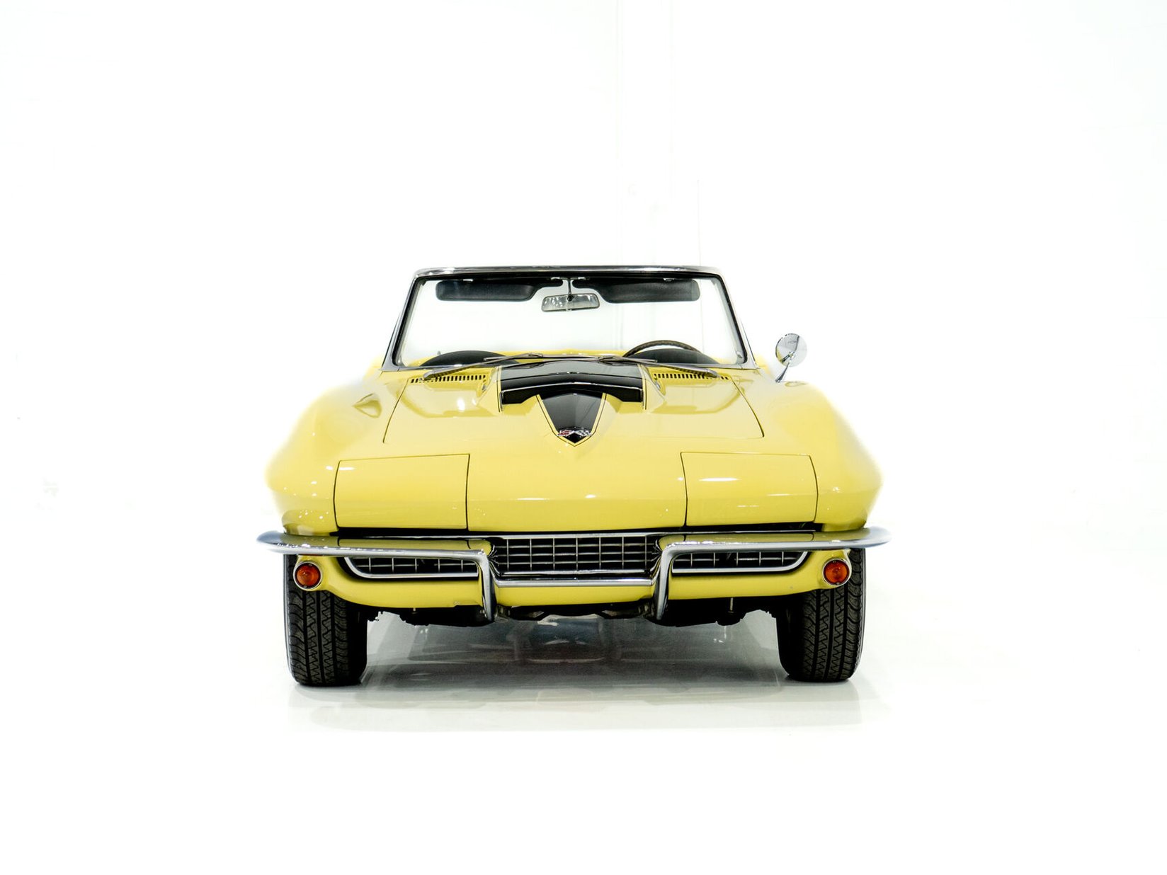 Chevrolet Corvette 1967 Jaune Montréal - photo #1