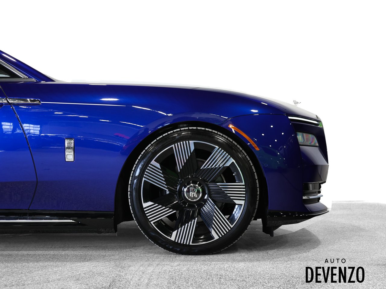 2024 Rolls-Royce Spectre Blue Saint-Eustache - photo #5
