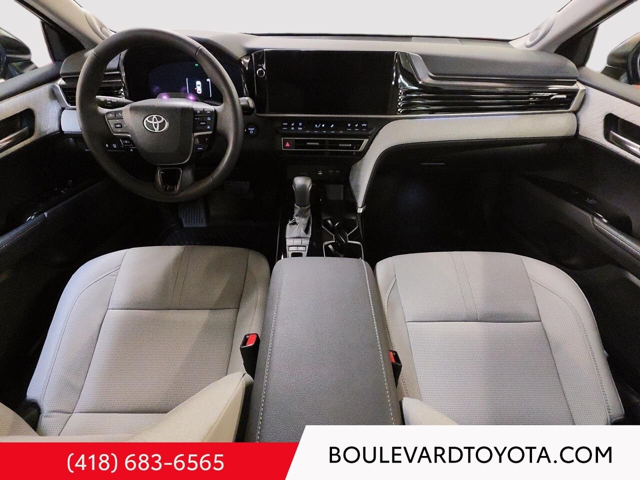 2025 Toyota Camry 531872-25 | XLE, HYBRIDE, AWD Blue Québec - photo #19