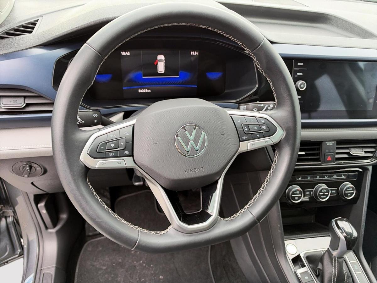 Volkswagen Taos 2024 Gris Rouyn-Noranda - photo #8