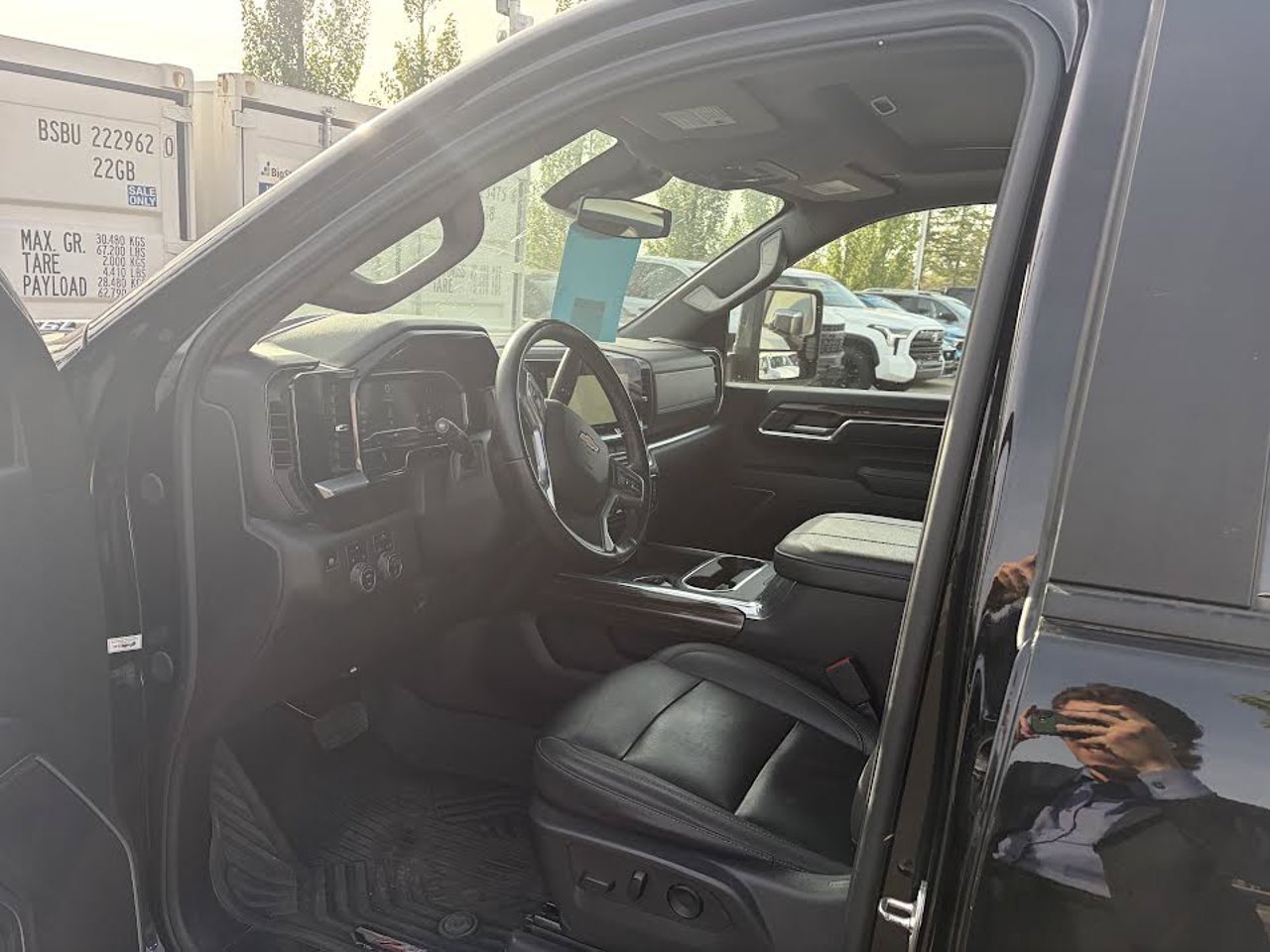 2024 Chevrolet Silverado 2500HD 4WD Crew Cab 159 LT Black Sherwood Park - photo #6