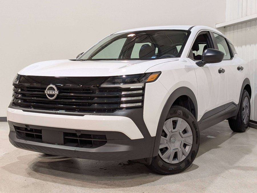 2026 Nissan Kicks S AWD White