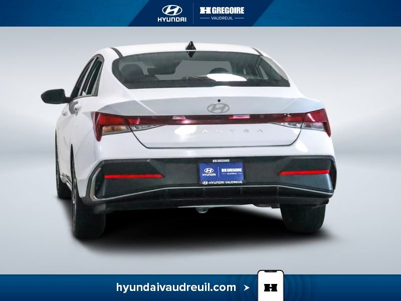 Hyundai Elantra 2025 Blanc Laval - photo #7