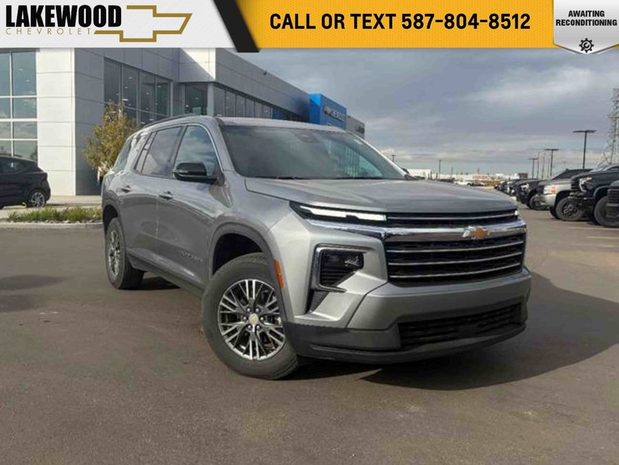 2026 Chevrolet Traverse 2LT AWD 2.5T 7 Passenger | Heated Leather Bucket Seats Grey