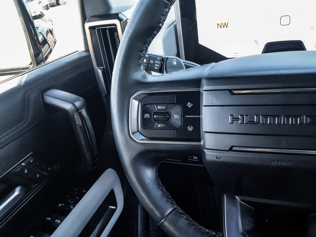 2024 GMC HUMMER EV SUV e4WD 4dr 2X Black Sherwood Park - photo #22