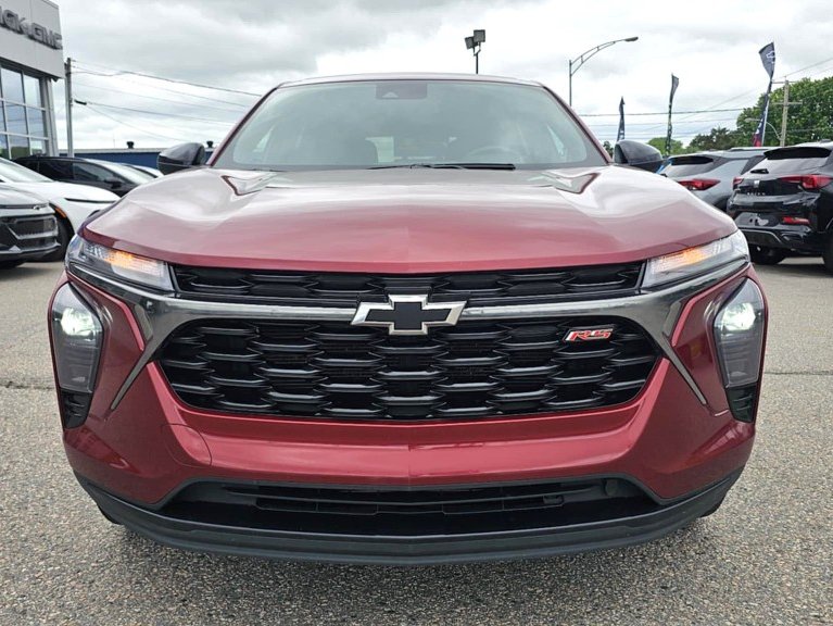 2024 CHEVROLET TRAX RS FWD Red