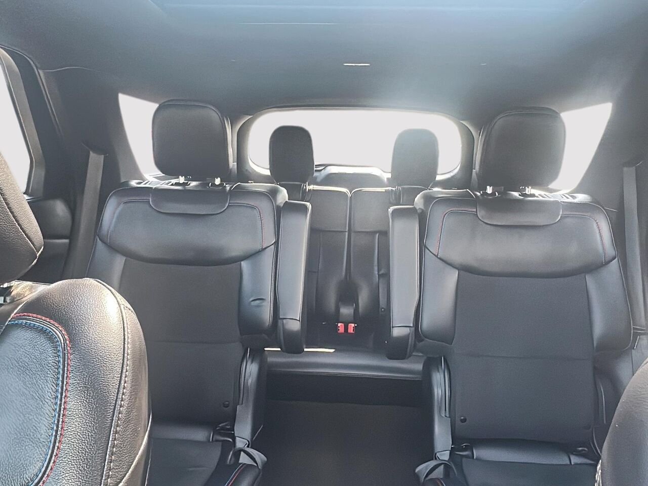 2024 Ford Explorer White Rouyn-Noranda - photo #19