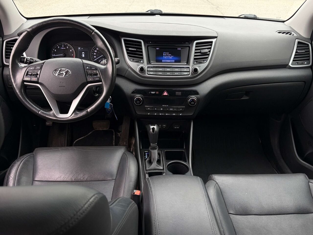 2017 Hyundai TUCSON SE Red Gatineau - photo #14