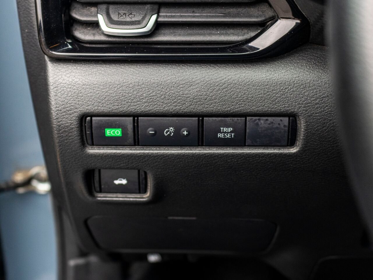 2025 Nissan Sentra SV FWD Grey Châteauguay - photo #22