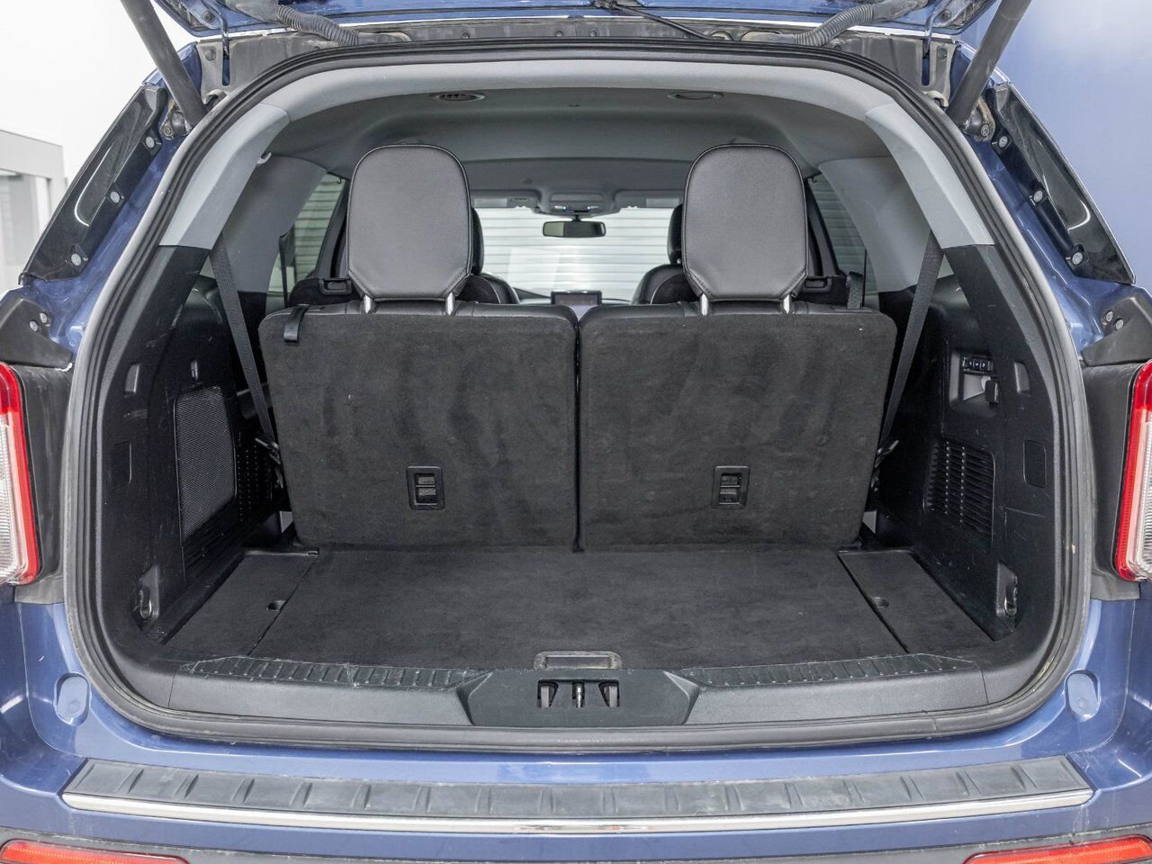 Ford Explorer LIMITED HYBRID AWD *NAV* CUIR SIÈGES VENTIL B&O 2022 Bleu Saint-Jérôme - photo #28