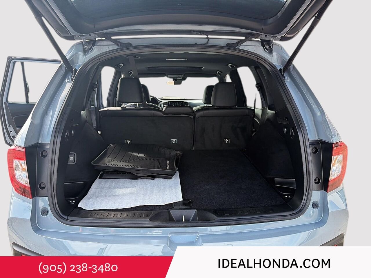2024 Honda Passport Grey Mississauga - photo #20