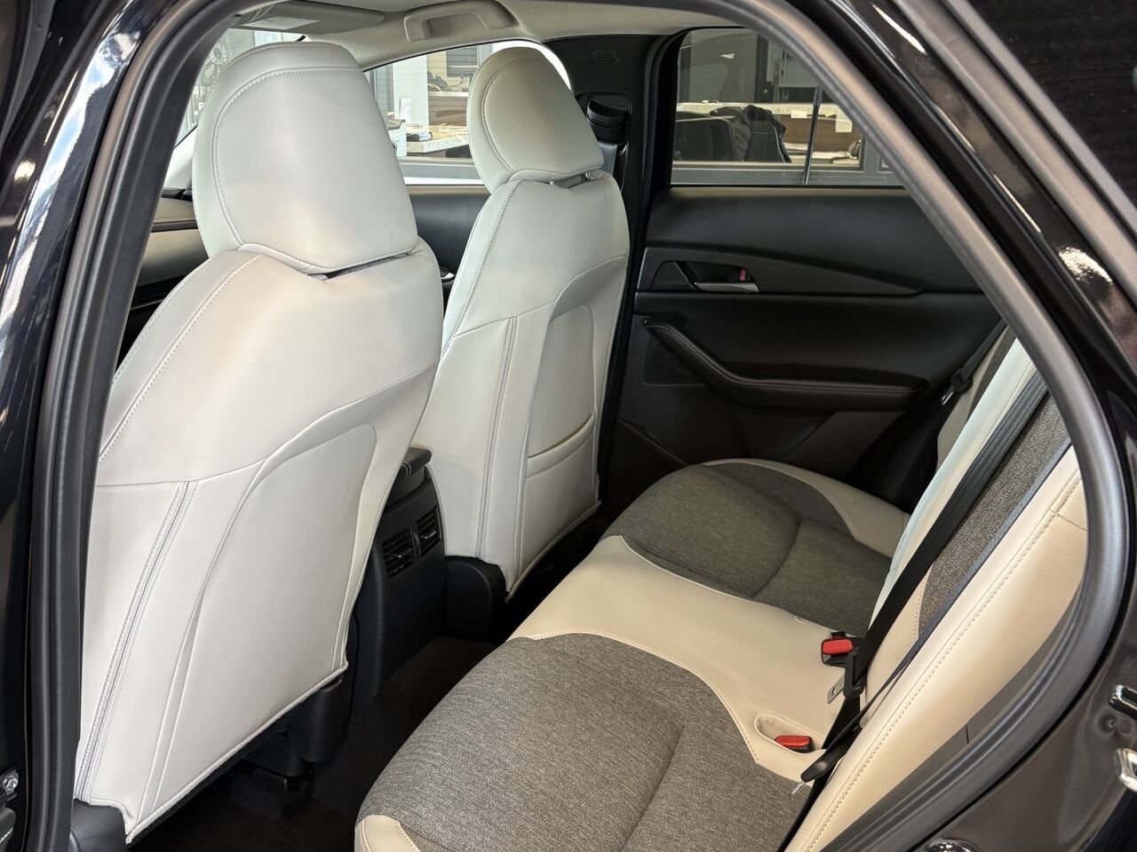 2026 MAZDA CX-30 GS KURO Jet Black Mica Châteauguay - photo #10