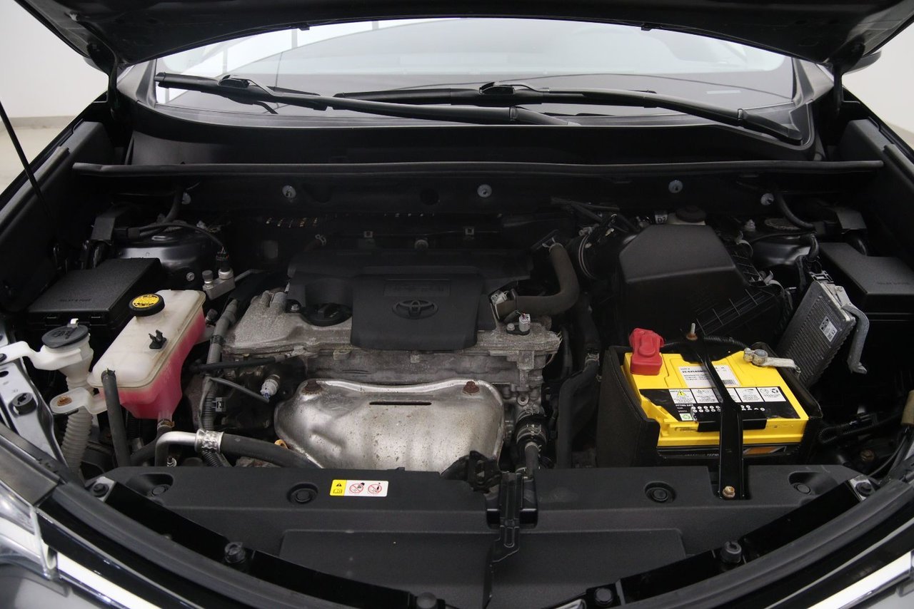 Toyota RAV4 XLE 2018 Gris Baie-Comeau - photo #14