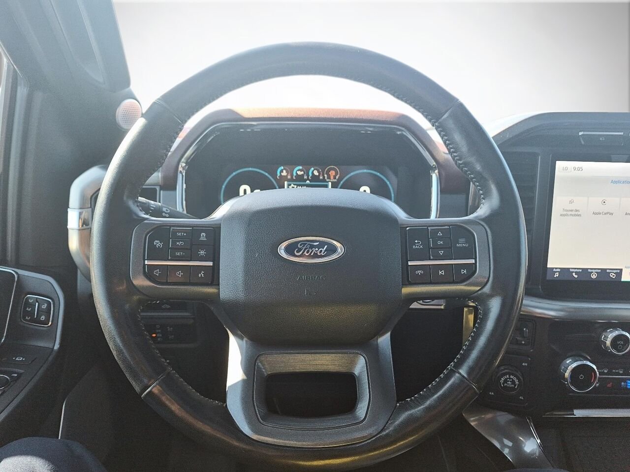 2023 Ford F-150 Black Saint-Jérôme - photo #11