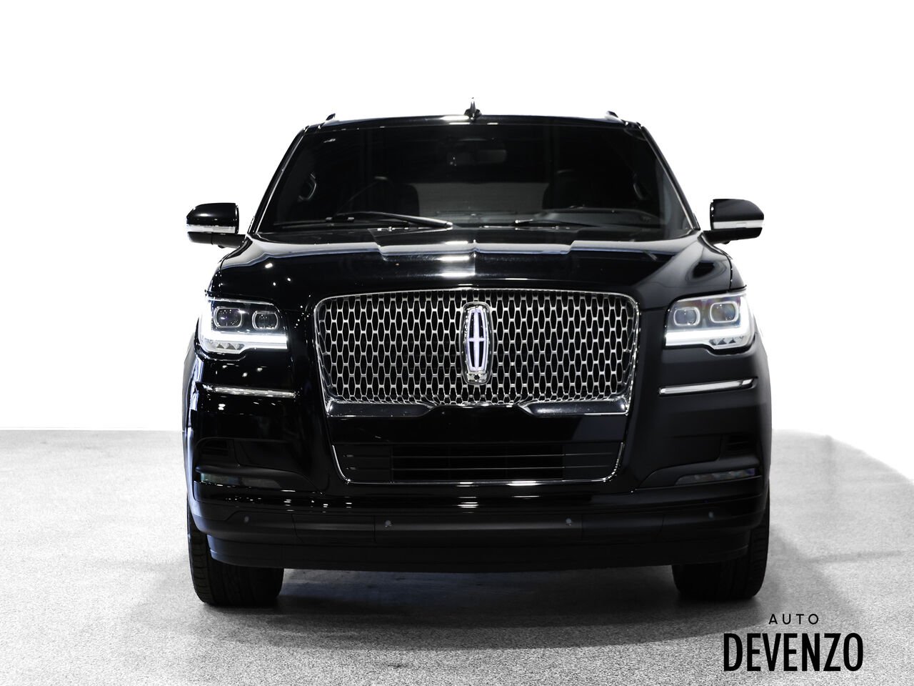 2023 Lincoln Navigator L Black Saint-Eustache - photo #3