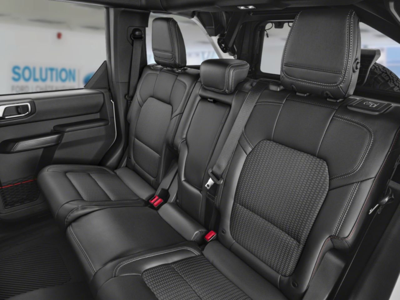 2024 Ford Bronco Azure Grey Metallic Tri-Coat Châteauguay - photo #5