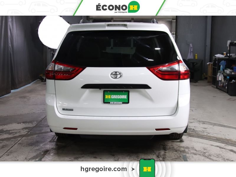 2020 Toyota Sienna White Blainville - photo #5