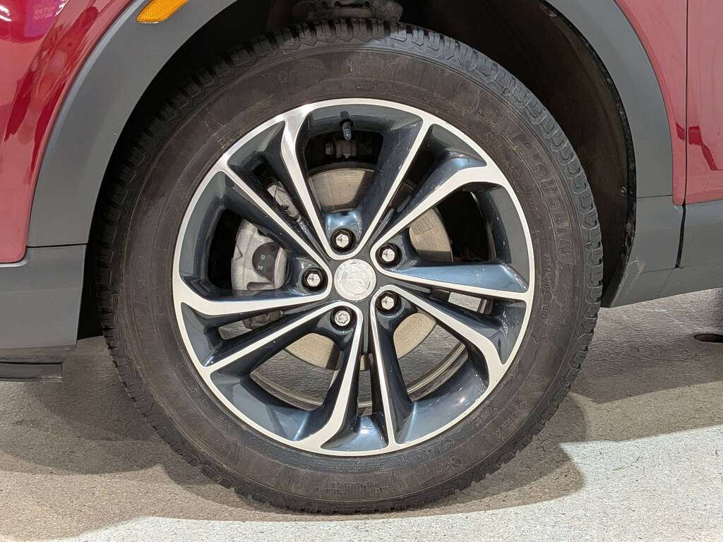 2023 Buick Encore GX AWD 4dr Essence Red Val-David - photo #21