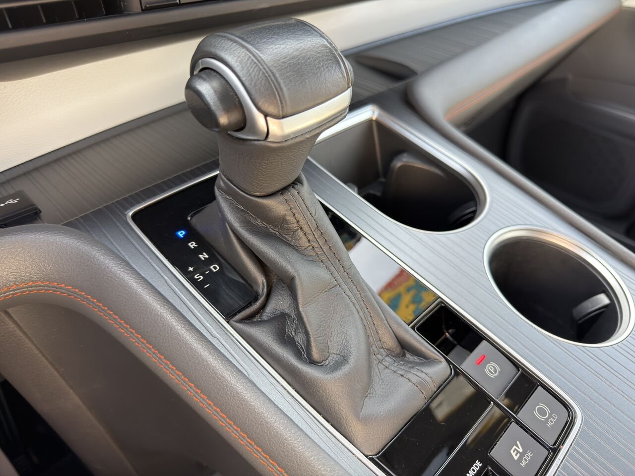 2022 Toyota Sienna Red Thetford Mines - photo #25