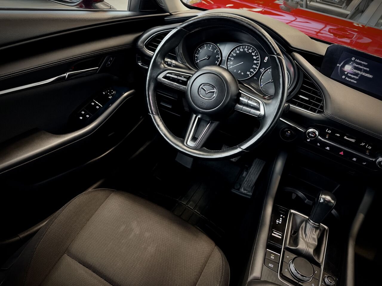 2019 Mazda Mazda3 Red Notre-Dame-des-Prairies - photo #16