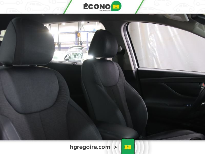 2020 Hyundai Santa Fe White Blainville - photo #22