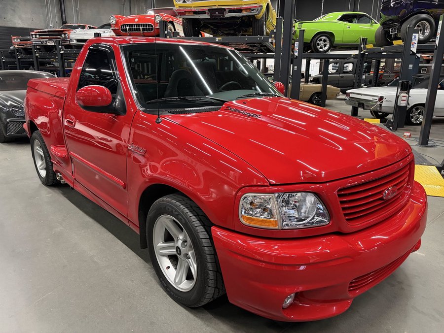 2004 Ford F-150 Heritage Lightning | Low Mileage | Paint Match Tonneau Cover | Remote Starter Red