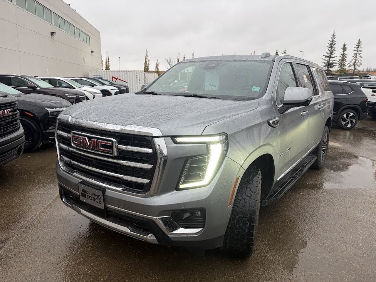 2025 GMC Yukon XL 4WD 4dr Elevation Grey Sherwood Park - photo #2