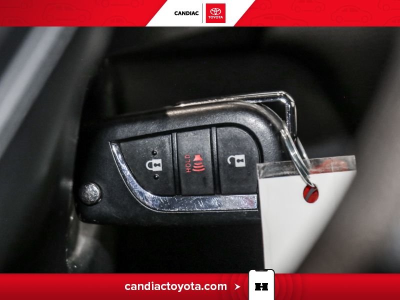 2025 Toyota Rav 4 Silver Blainville - photo #23