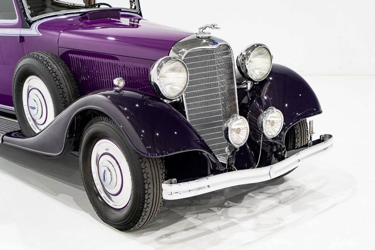 Lincoln KB Victoria Coupe One Of 18 Built, And The Only Known Surviving **PRICE IN USD** 1933 mauve Montréal - photo #36