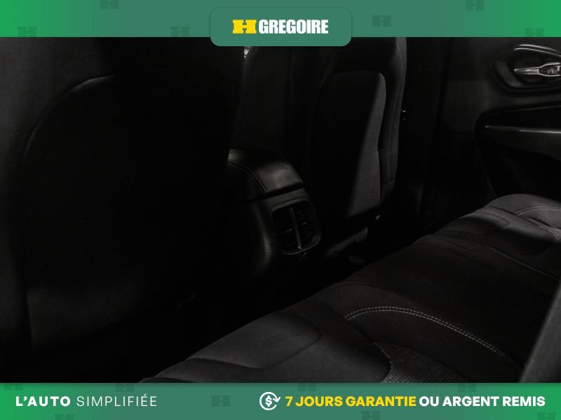 Jeep Cherokee 728284 | SPORT AWD AUTO A/C MAGS CAM RECUL BLUETOOTH 2022 Noir Laval - photo #25
