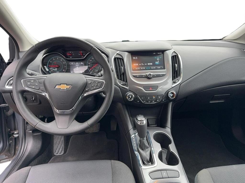 Chevrolet Cruze LT 2018 Gris Baie-Comeau - photo #10