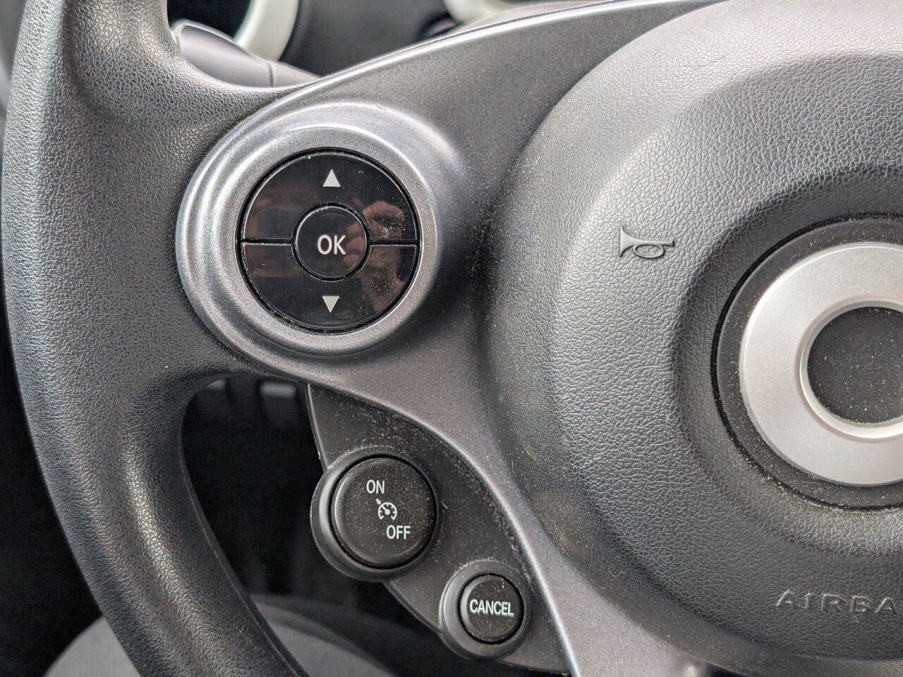 2016 smart fortwo WMEFJ5DA0GK153940 White Sherbrooke - photo #12