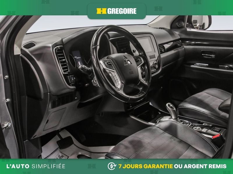 2019 Mitsubishi Outlander Plug-In Hybrid Silver Saint-Eustache - photo #11