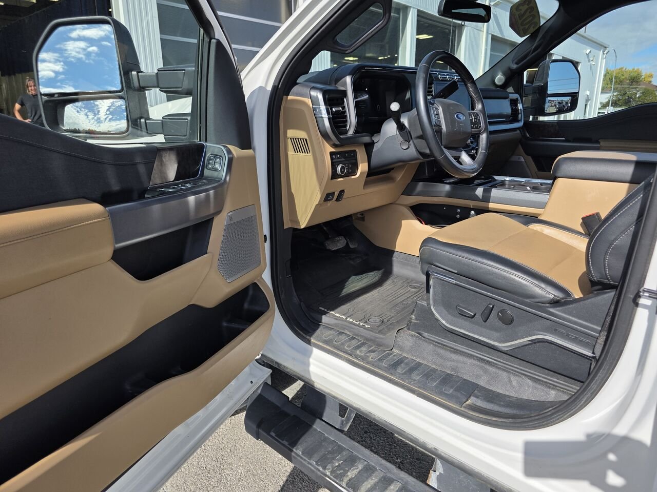 2023 Ford Super Duty F-250 SRW XL cabine 6 places 4RM caisse de 8 pi White Rouyn-Noranda - photo #9