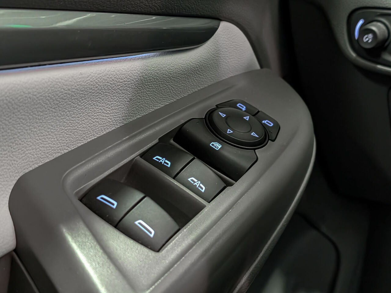 CHEVROLET BOLT EUV Premier Toit Pano Cuir 2023 Gris Sherbrooke - photo #11